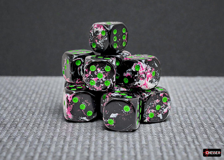 Brush Paintball/green 16mm d6 Dice Block (12 dice) (Chessex) (24614)