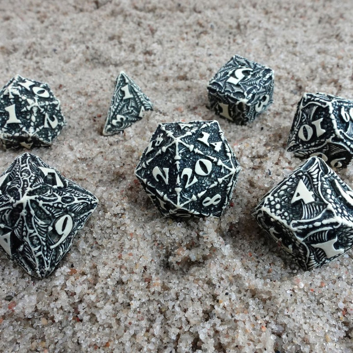 Dracopolis Dice Set - The Scandinavian Blackfang (Q-Workshop) (SDCP01)