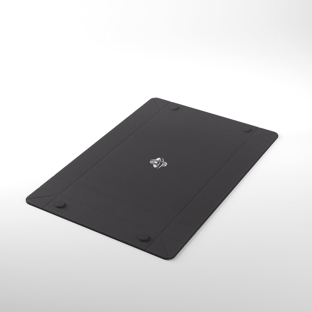 Gamegenic Games' Lair 600+ Convertible (black)