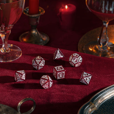 Bloodsucker Dice Set: Scarlet (Q-Workshop) (SBSU02)