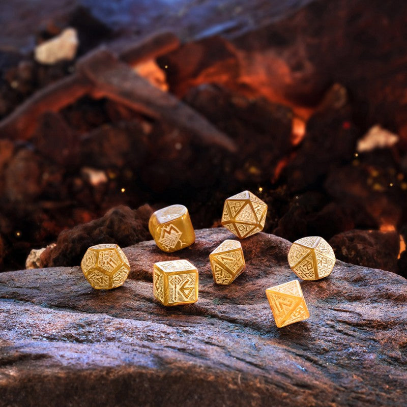 Dwarven Dice Set: Gold (Q-Workshop) (RDWA08)