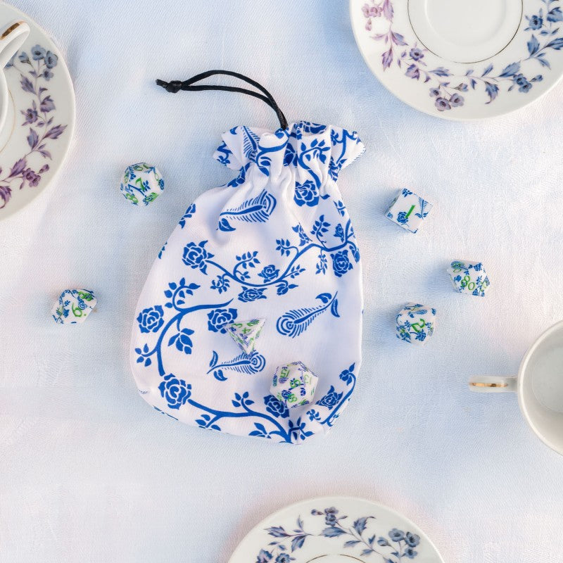 Full Art Dice Pouch: Porcelain (Q-Workshop) (BWSPPORC201)