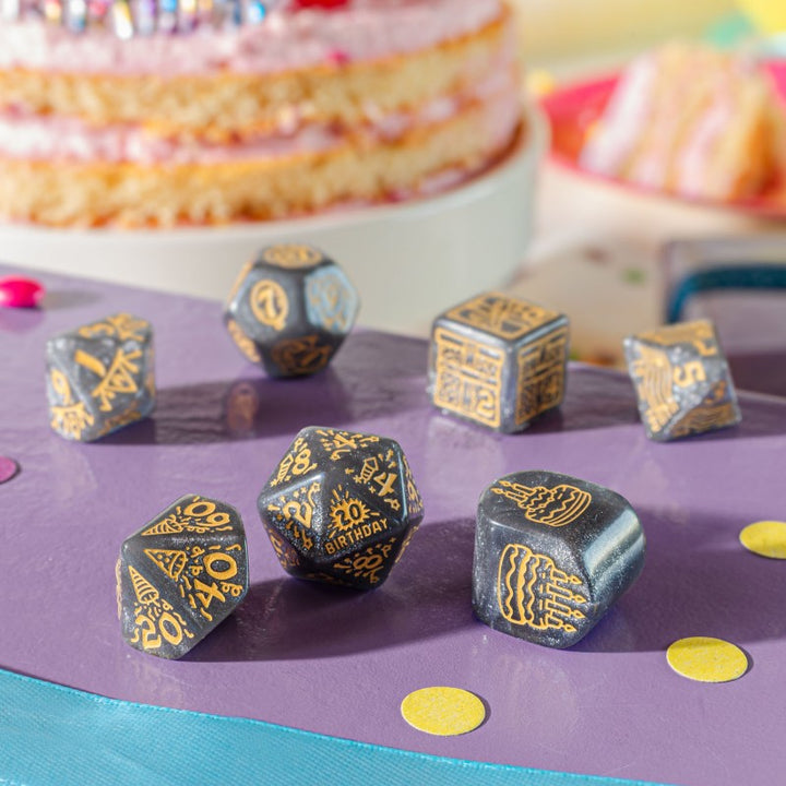 Happy Birthday Dice Set: Confetti (Q-Workshop) (RHPB03)