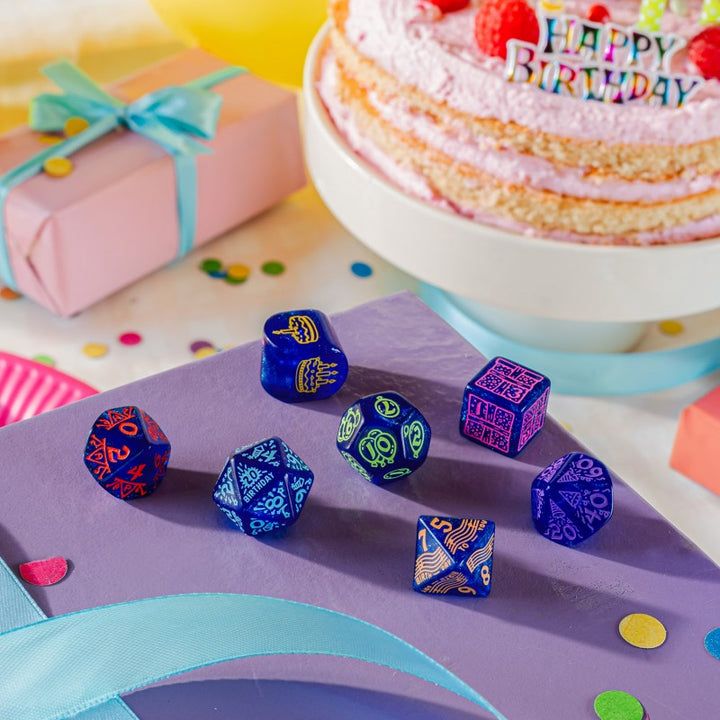 Happy Birthday Dice Set: Streamers (Q-Workshop) (RHPB01)