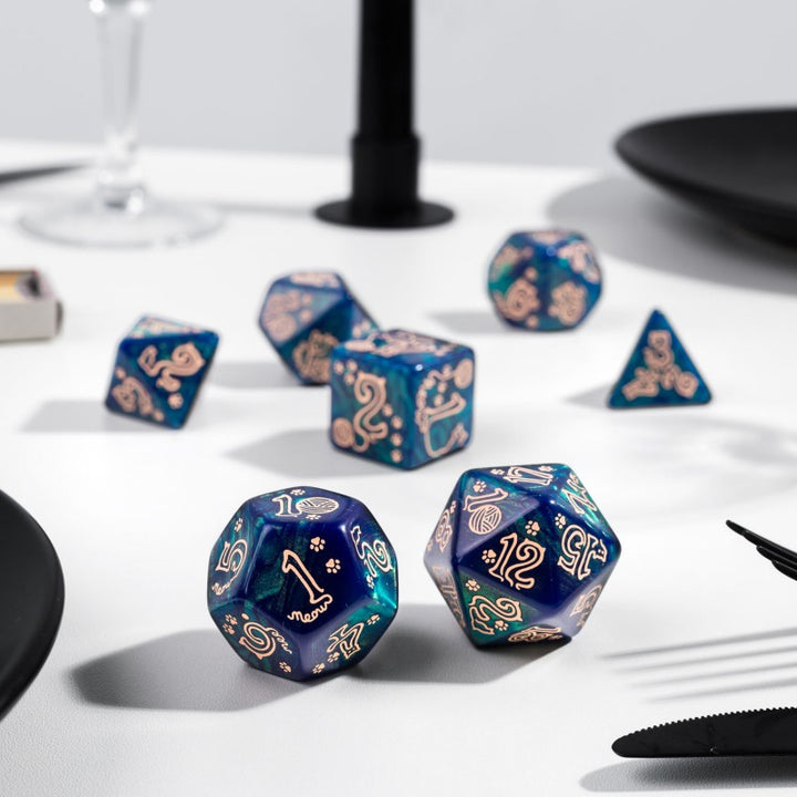 Jumbo Cats Dice Set: Whiskers (Q-Workshop) (SJKSCAT17)