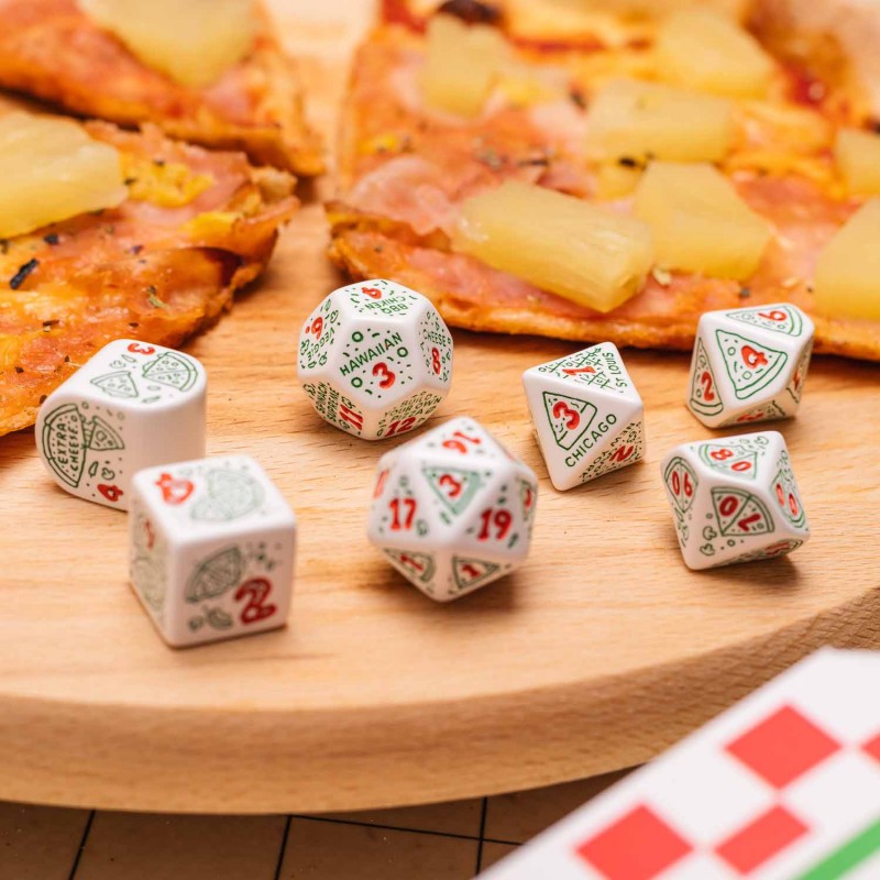 Pizza Dice Set: Pepperoni (Q-Workshop) (RPIZ02)