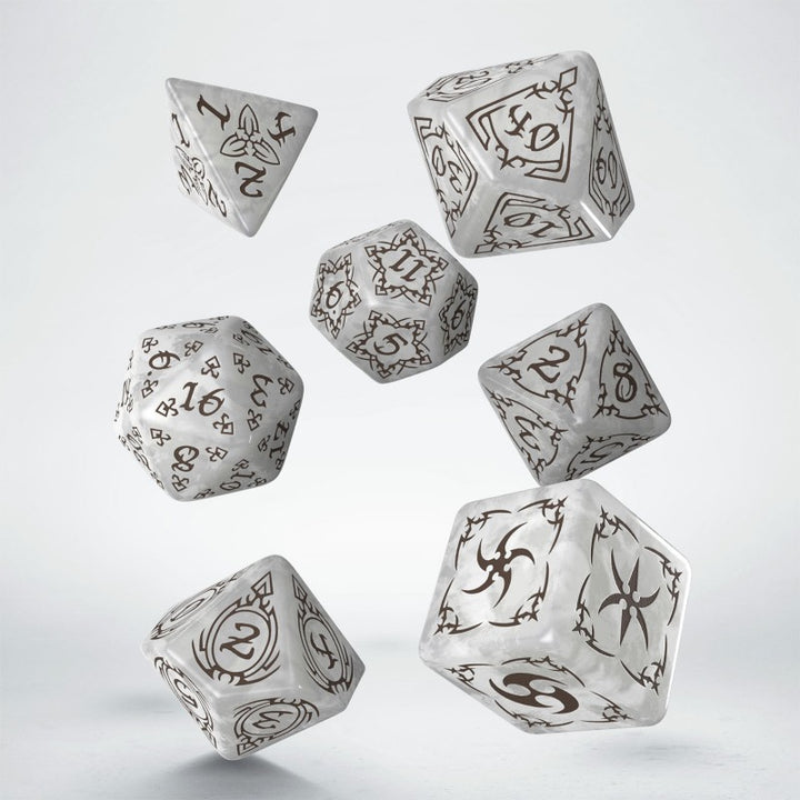 Tribal Dice Set: Pearl & Brown (Q-Workshop) (STRB01)