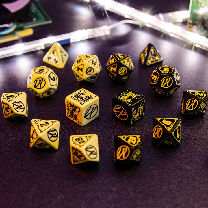 Cyberpunk Red Dice Set: Wet Work (Q-Workshop) (SCPU07)