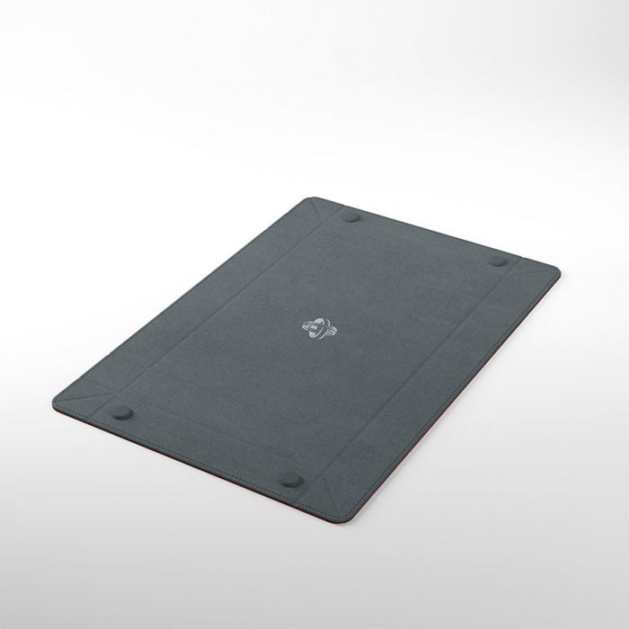 Gamegenic Games' Lair 600+ Convertible (red)
