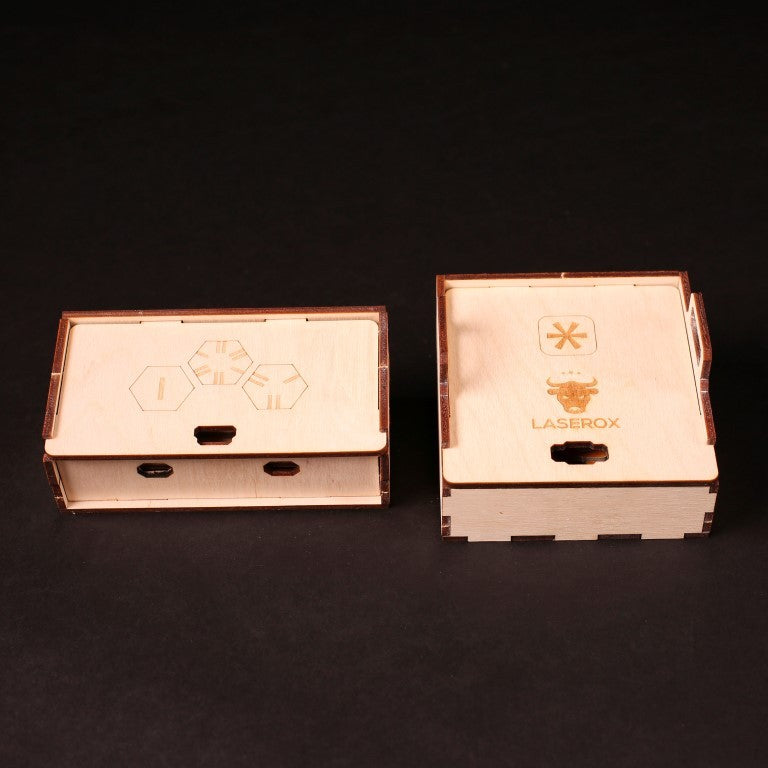 Stardust Storage - Roll for the Galaxy™ (LaserOx) (LRFTG)