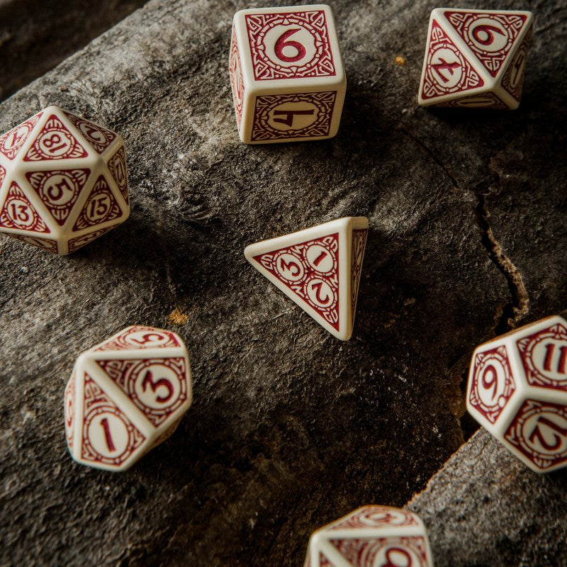 Viking Beige & burgundy Dice Set (7) (Q-Workshop) (SVIK01)