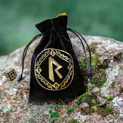 Runic Black & golden Velour Dice Bag (Q-Workshop) (BRUN201)